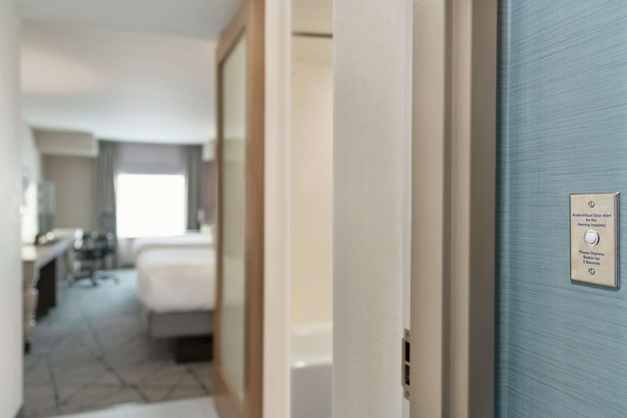 Hilton Garden Inn Springfield Exterior foto