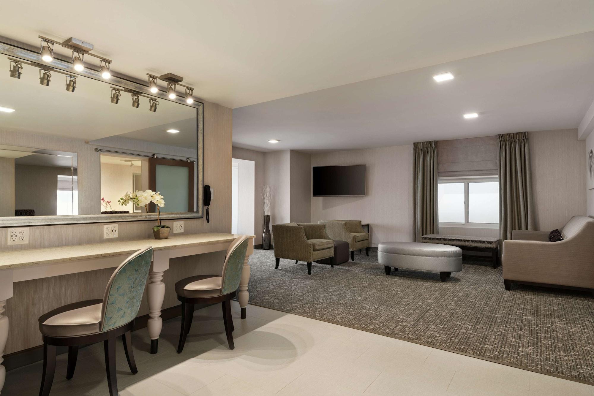 Hilton Garden Inn Springfield Exterior foto