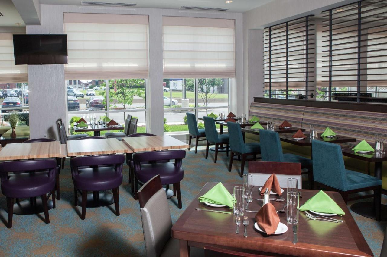 Hilton Garden Inn Springfield Exterior foto