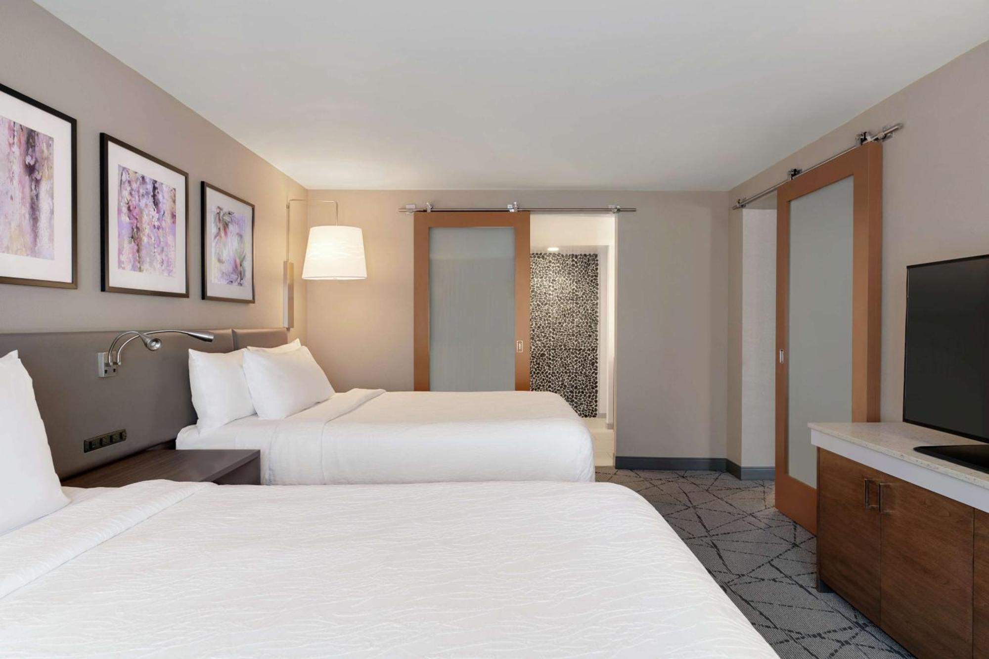 Hilton Garden Inn Springfield Exterior foto